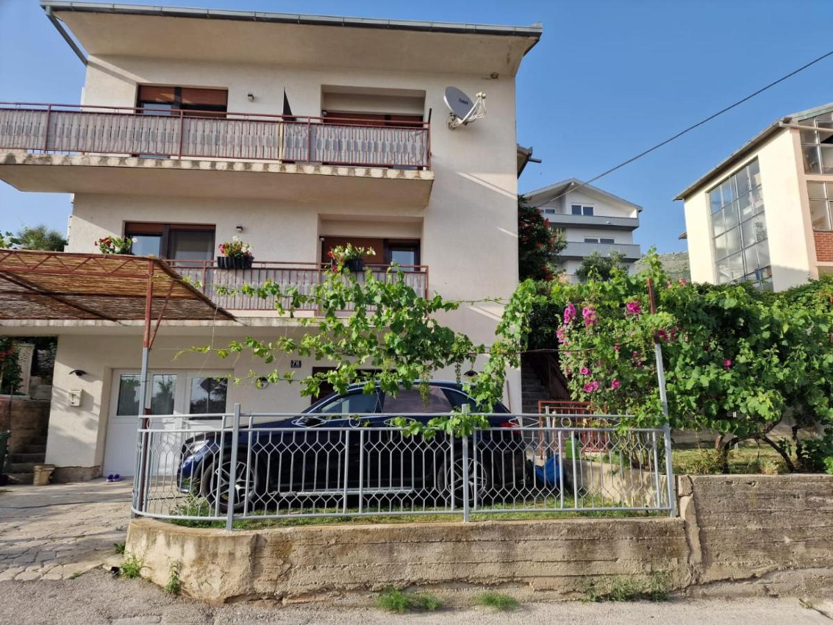 Apartma Bravo Podstrana